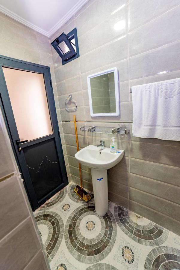 Velasquez Appartements Fast Wifi And Ocean View Tangier Exterior photo